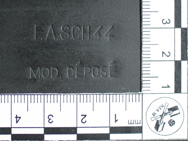 Файл:Swiss Case FASCH44 02.jpg